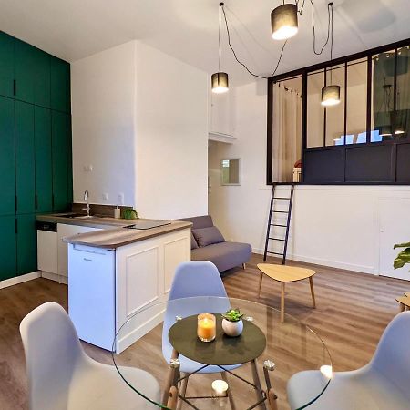 Joli Appartement De Charme Renove En Centre Ville Aubenas Exteriör bild
